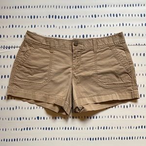 Old Navy Khaki Low Rise Shorts